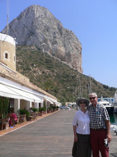 Penny and Ralph Roberts out of Valencia. © Ralph and Penny Roberts